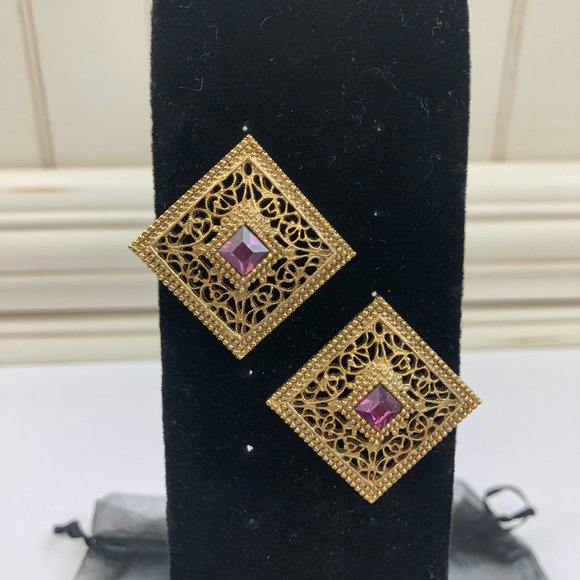 Vintage (85)Gold Tone & Faux Amethyst Square Pierced Earrings Quiet Luxury Bling - Picture 1 of 9